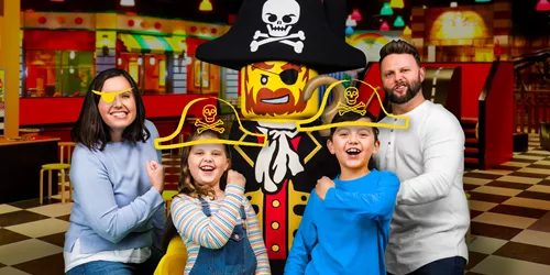 8609 Legoland Discovery Centre Hero Shot Pirate School