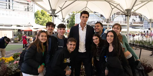 Jacob Elordi At Flower Market With Group