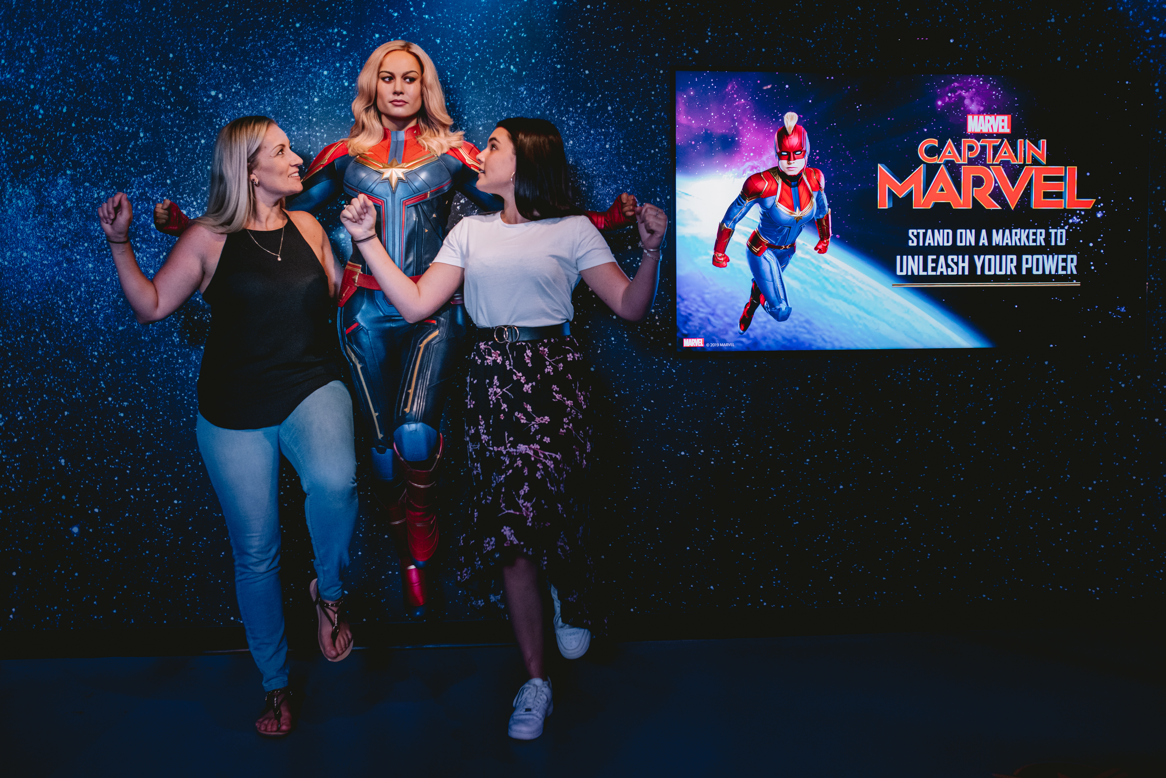 Madame Tussauds Sydney Guests Posing With Captain Marvel (1)