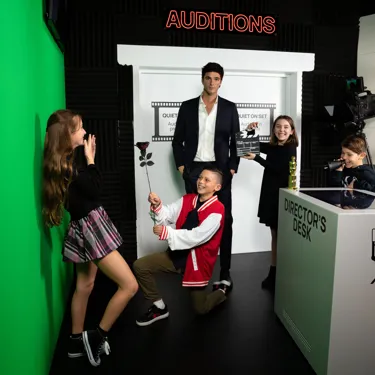 Madame Tussauds Sydney Kids Step On Set With Jacob Elordi